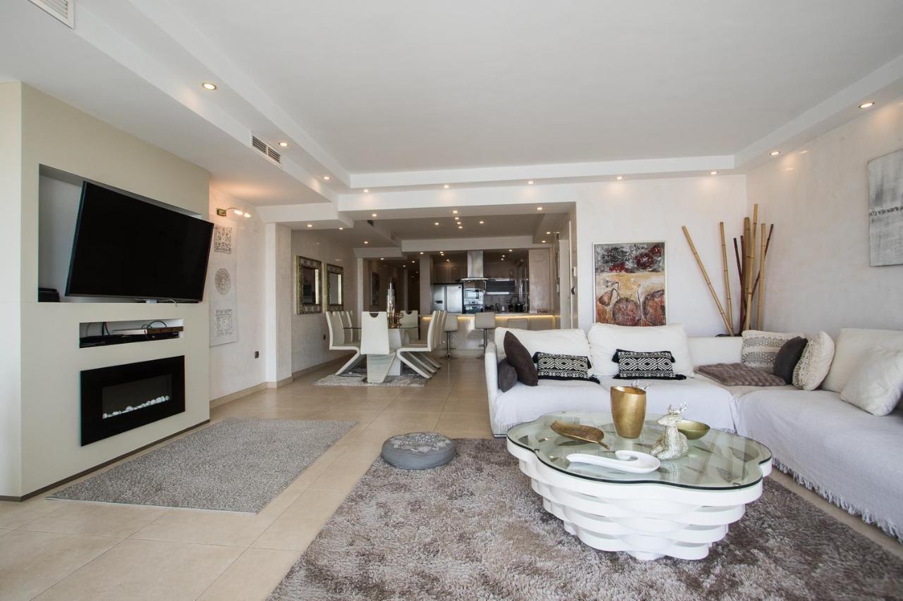 First Line Luxury Apartments 阿利坎特 外观 照片